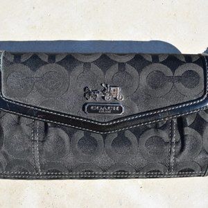Coach Black Trifold Wallet Button Shut Signature C